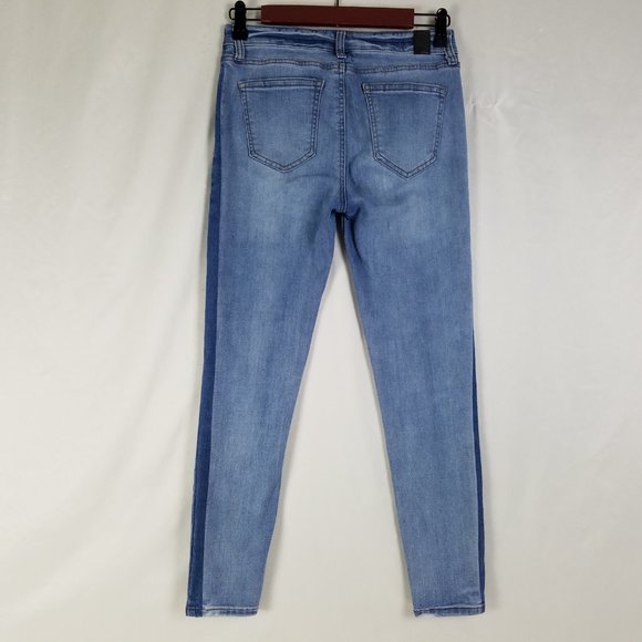 CP Jeans Juniors 5 Mid Rise Womens Two Tone Skinny Leg Light Wash Blue Denim - Picture 2 of 13
